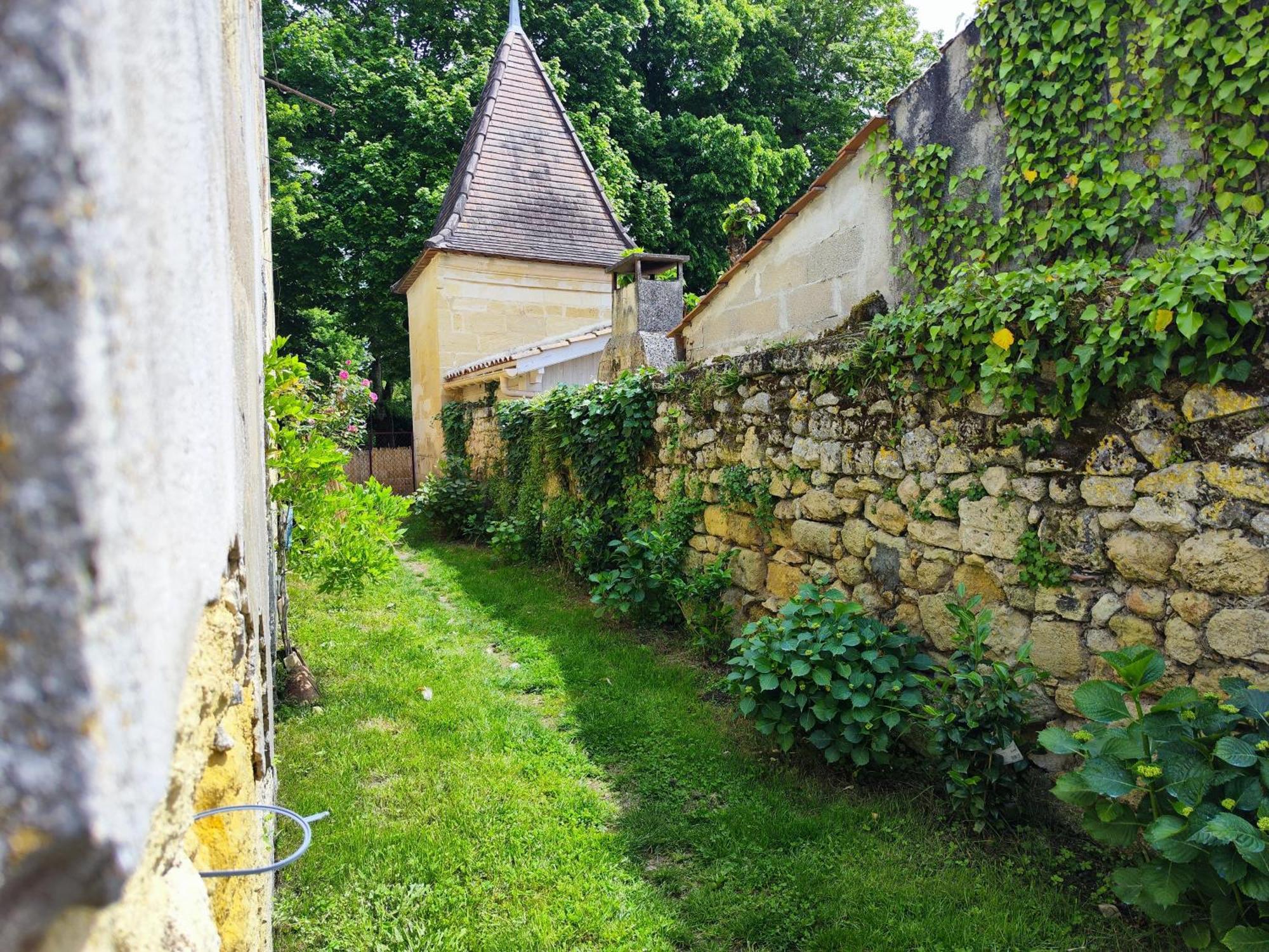 Jolie Villa Avec Piscine Dans Le St Emilionnais Sainte-Terre Екстериор снимка